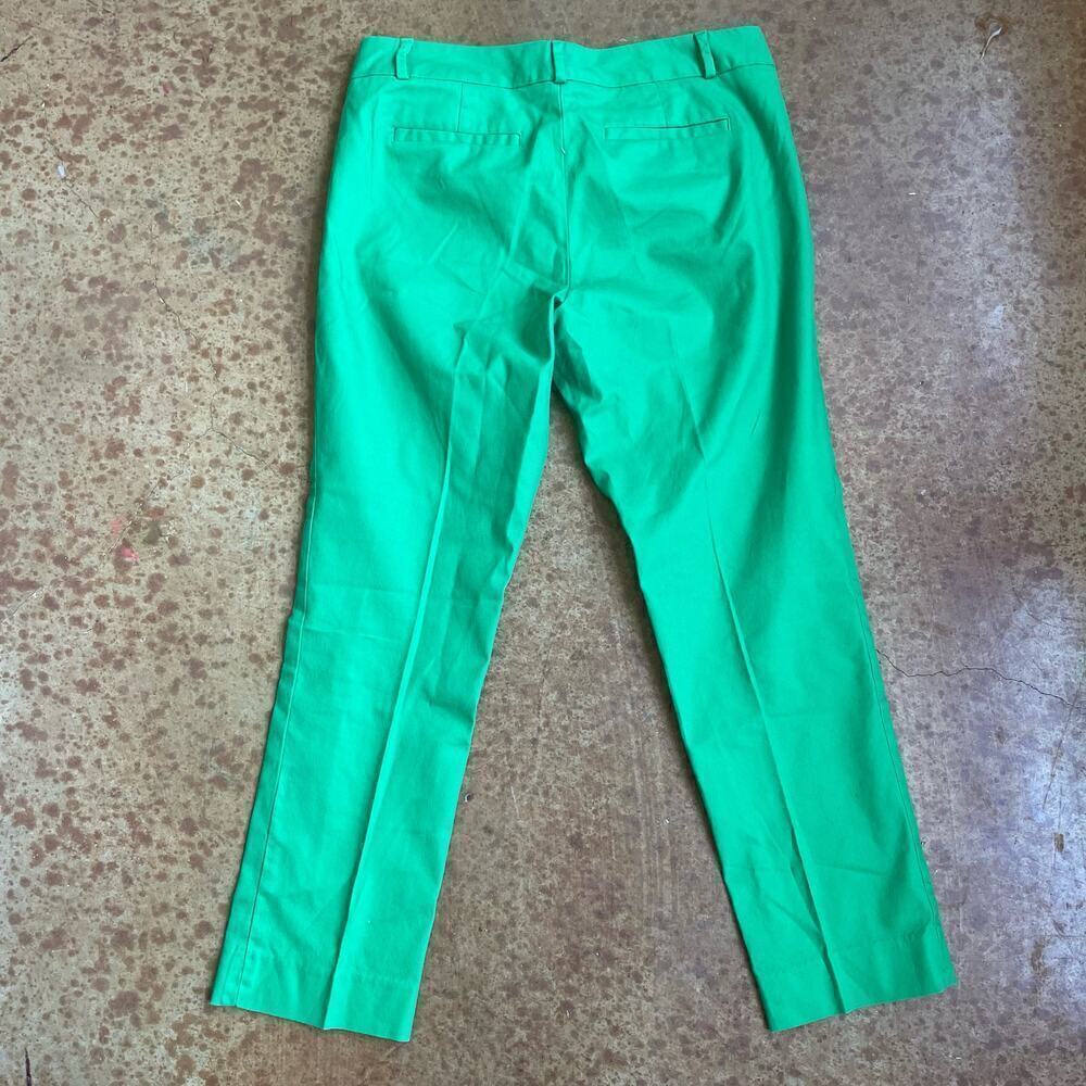 Banana Republic Bright Green Cropped Pants - Picture 10 of 11